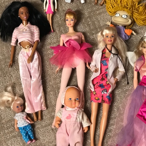 Doll bundle - Picture 2 of 4